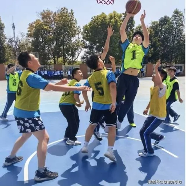 英超争五形势愈发扑朔迷离